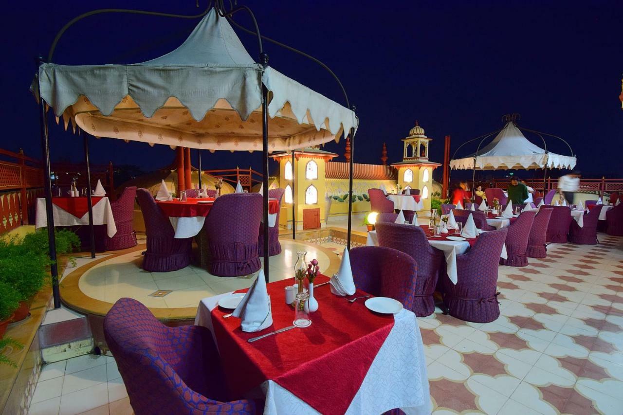 Umaid Mahal - A Heritage Style Boutique Hotel Jaipur Exteriör bild